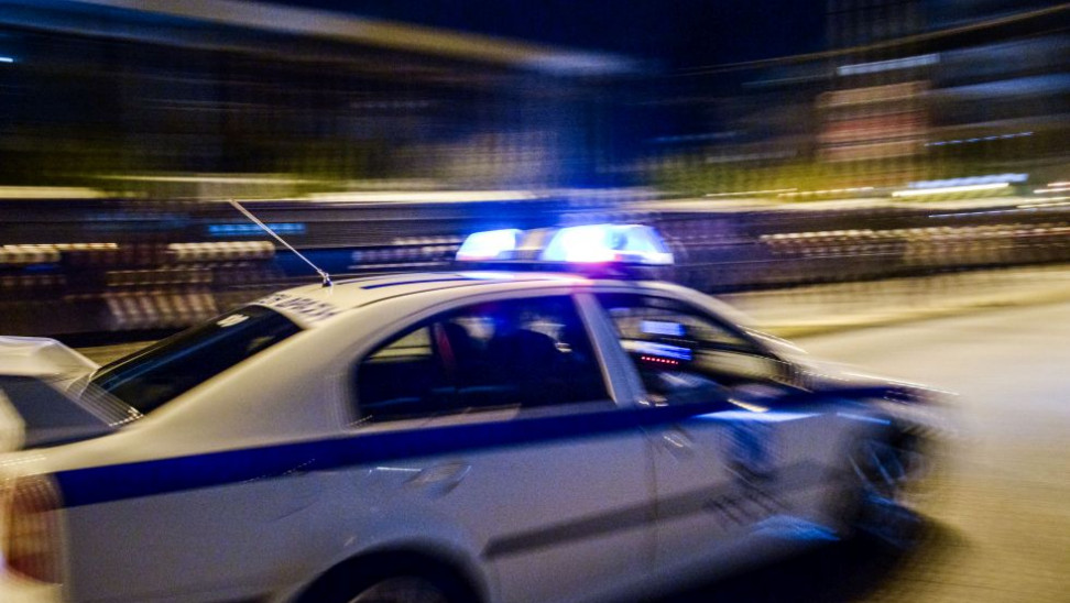 Νέα επεισόδια στη Νέα Σμύρνη: Χρήση κρότου – λάμψης από την αστυνομία