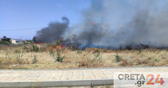 πυρκαγιά σε κατοικημένη περιοχή