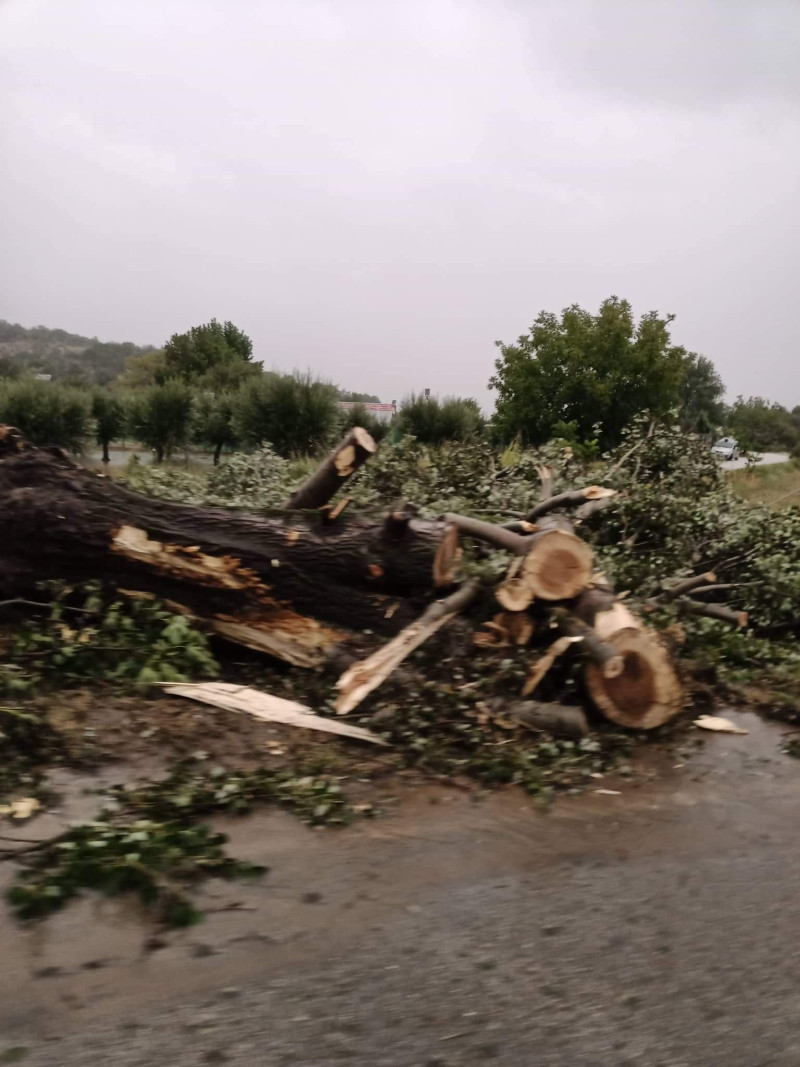 Βυθίστηκε στο νερό η Καλαμπάκα από την κακοκαιρία