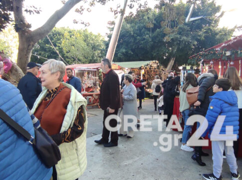 Ηράκλειο: Εορταστικό κλίμα στην «καρδιά» της πόλης