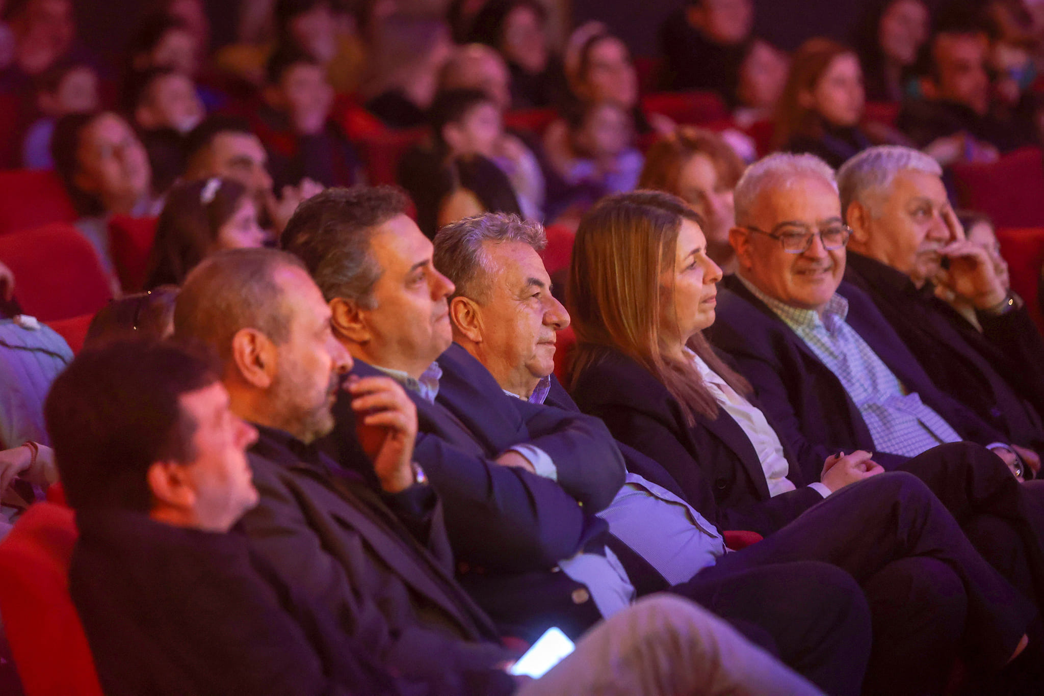 Θερμό χειροκρότημα από χιλιάδες μαθητές στην παράσταση «Ο Γιατρός ο Κάστορας των Δοντιών ο Μάστορας»