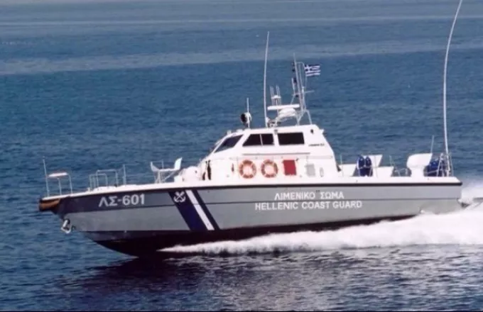 Φαρμακονήσι: Διάσωση μεταναστών που επέβαιναν σε λέμβο νότια του νησιού