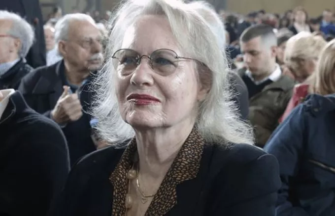 Πέθανε η Λίζα Έβερτ - Συλλυπητήριο μήνυμα της Υπουργού Πολιτισμού | ΣΚΑΪ