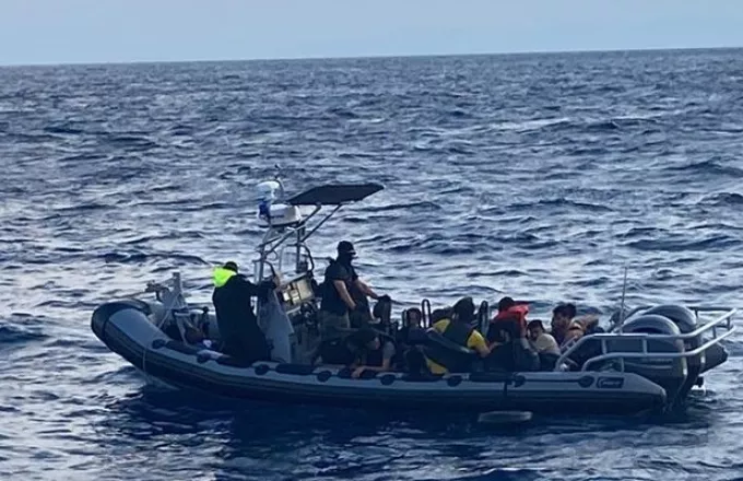 Λέσβος: 95 μετανάστες εντόπισε και διέσωσε το λιμενικό- Δείτε βίντεο | ΣΚΑΪ