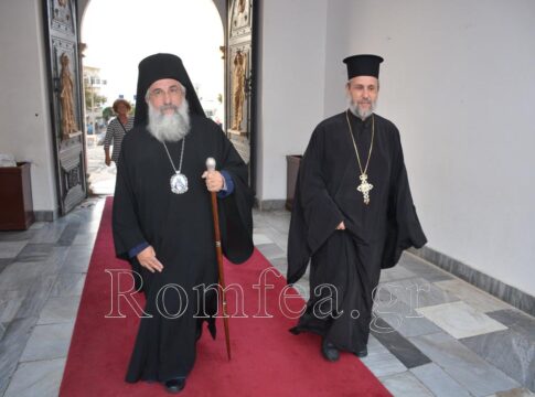Ο Αρχιεπίσκοπος Κρήτης Ευγένιος στην Τήνο