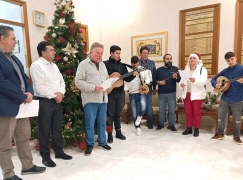 Κάλαντα στη Περιφέρεια από μαθητές του 2ου και 6ου ΕΠΑΛ Ηρακλείου