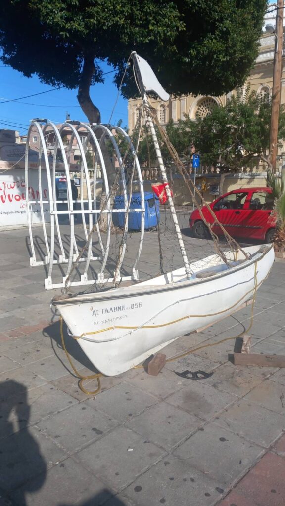 Χανιά: Άγνωστοι βανδάλισαν το χριστουγεννιάτικο στολισμό στην Χαλέπα