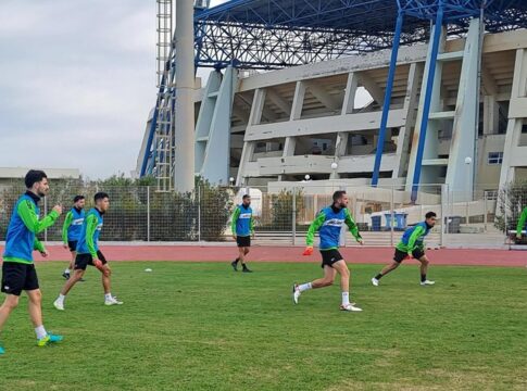 Ανήμερα του αγώνα η αποστολή του Γιούχτα για Καλλιθέα