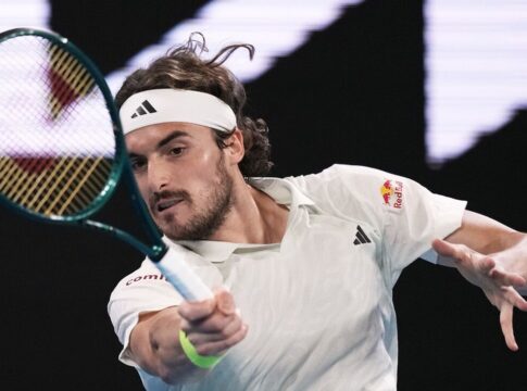 Australian Open: Ήττα για τον Τσιτσιπά – Αποκλείστηκε από τους προημιτελικούς