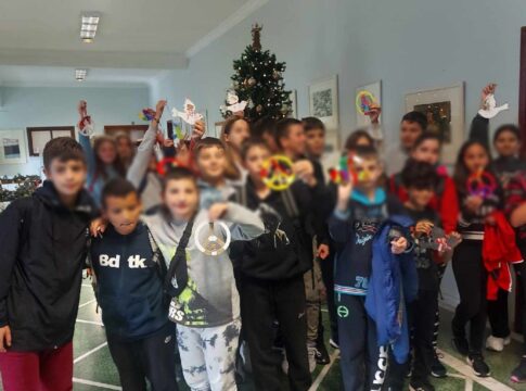 Χριστούγεννα στα Χανιά με δώρα «ξεχωριστά»: Δράσεις ειρήνης στα σχολεία όλων των βαθμίδων εκπαίδευσης