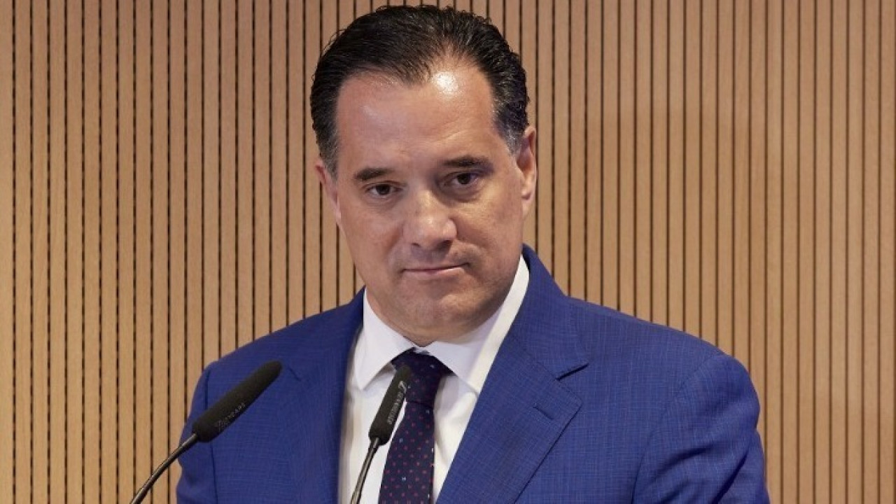 Γεωργιάδης στον ΣΚΑΪ 100,3: Σκοπός του προστίμου την περίοδο της πανδημίας ήταν να επιταχυνθούν οι εμβολιασμοί