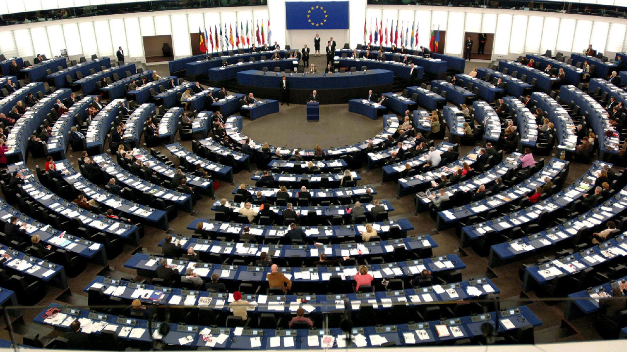 Η ακροδεξιά καλπάζει στην Ευρώπη και ετοιμάζεται να κερδίσει στις ευρωεκλογές 