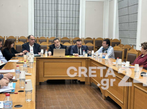 Ηχηρό «όχι» από τον Β. Κεγκέρογλου στην κατάργηση του Ειρηνοδικείου στο Καστέλι – Μεγάλες ελλείψεις δικαστικών υπαλλήλων στο Ηράκλειο