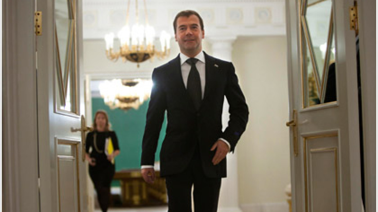 Μεντβέντεφ: Ειρωνείες κατά του Σολτς με αφορμή τις κινητοποιήσεις Γερμανών αγροτών