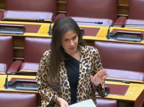 ΠΑΓΝΗ: Μια παραδοχή και μια δέσμευση από τον Άδωνι Γεωργιάδη στην Ελένη Βατσινά