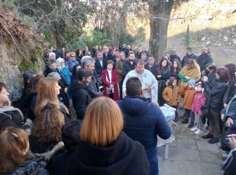 Πλήθος κόσμου στην εκδήλωση στο εκκλησάκι του Αγίου Αντωνίου στις Άνω Ασίτες