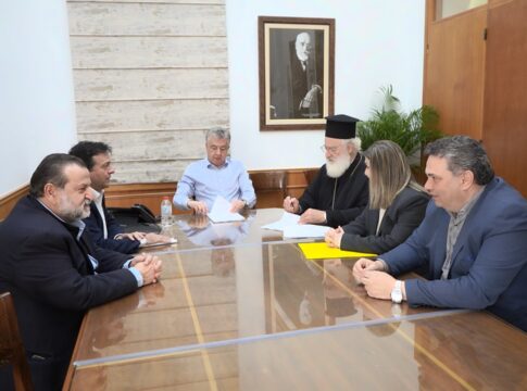 Προγραμματική σύμβαση για μελέτες αποκατάστασης δέκα ναών από τους σεισμούς