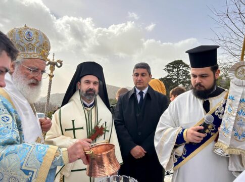 Στο έθιμο της στέρνας ο ΥπΑΑΤ Λευτέρης Αυγενάκης