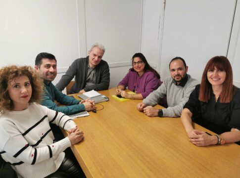 Συνάντηση εκπαιδευτικών με τον Δήμαρχο Ηρακλείου Αλέξη Καλοκαιρινό