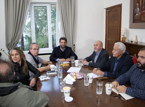 Σύσκεψη των Δημάρχων του Νομού Χανίων για τις δυσβάσταχτες αλλαγές στην τοπική αυτοδιοίκηση