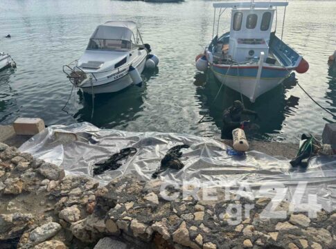 Υποβρύχιος καθαρισμός στο λιμάνι από τη ΝΟΔΕ Ηρακλείου