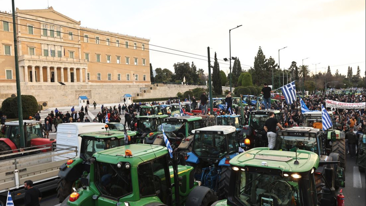 Αγροτικό συλλαλητήριο στο Σύνταγμα - Όλες οι εξελίξεις