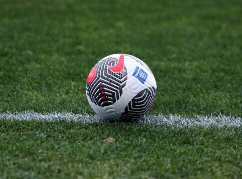 Αιματηρό επεισόδιο σε αγώνα τοπικού – Δυο τραυματίες από «βροχή» πυροβολισμών