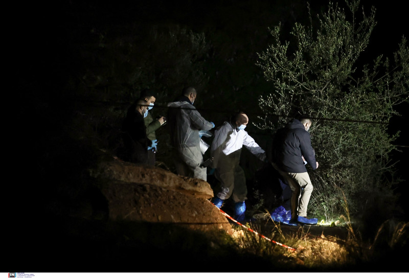 &Mu;ά&nu;&delta;&rho;&alpha;