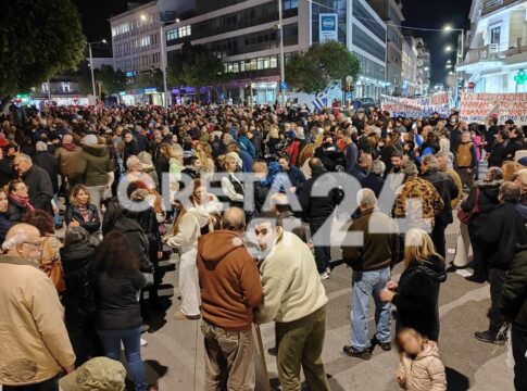 Χανιά: Μαζική συμμετοχή στο συλλαλητήριο για την Υγεία (εικόνες)