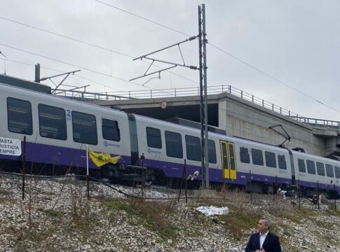 Χάρης Μαμουλάκης: Έγκλημα στα Τέμπη, ένας χρόνος μετά