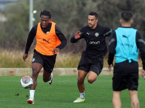 Φορτσάρει για Πανσερραϊκό