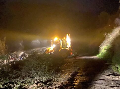 Ηράκλειο: Η φωτιά σε χωματερή σήμανε συναγερμό (εικόνες)