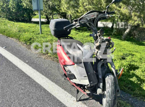 Ηράκλειο: Κλεμμένο το δίκυκλο που «καρφώθηκε» στο ΙΧ