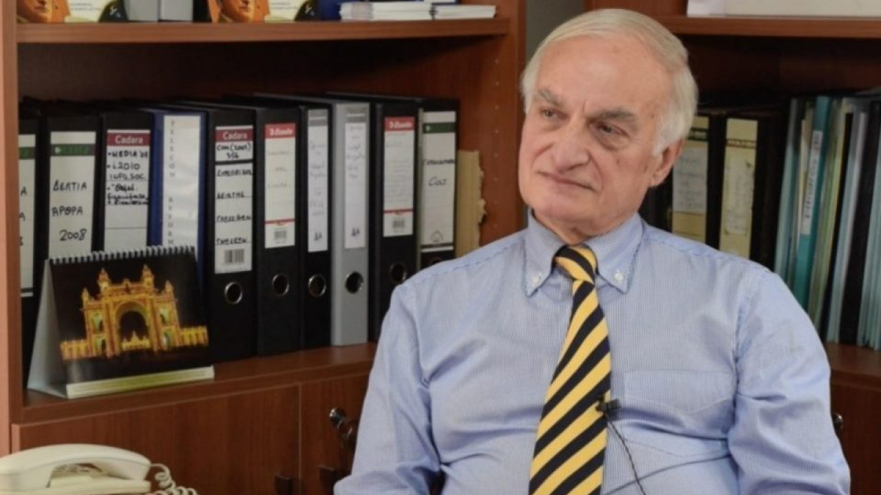 Με εγκαύματα σε σοβαρή κατάσταση ο Μανώλης Μαυρομμάτης και η σύζυγός του