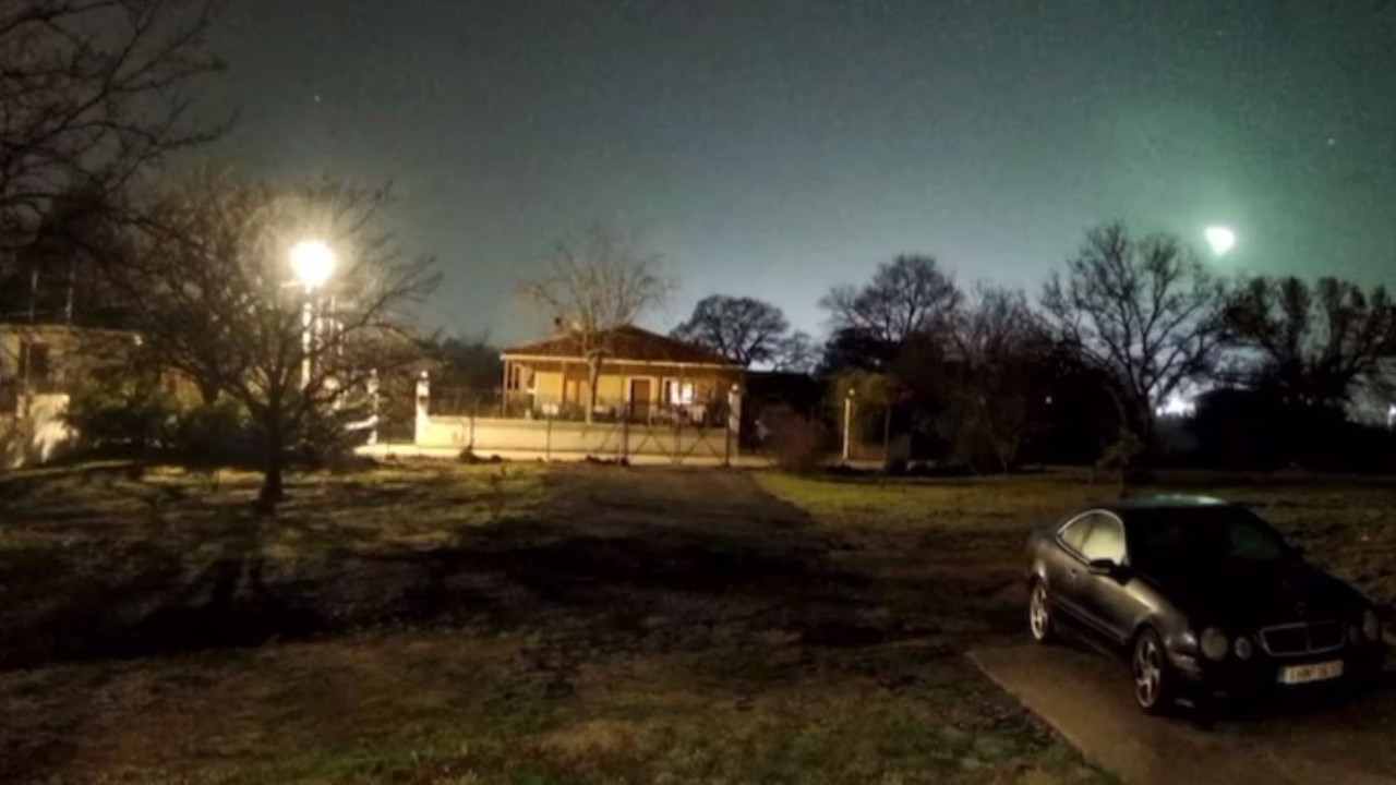 Μετεωρίτης πάνω από την Αθήνα: Πέρασε στην ατμόσφαιρα και χάθηκε τα ξημερώματα