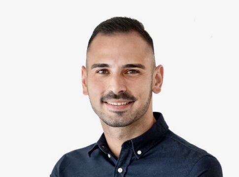 Νέο μέλος στην Ένωση Νέων Αυτοδιοικητικών Ελλάδος ο Αλέξανδρος Κοντορινάκης, Δημοτικός Σύμβουλος Χανίων