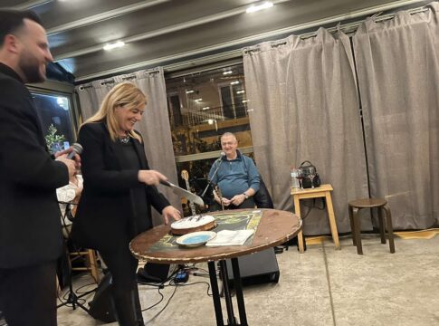 Σε πολύ καλό κλίμα έκοψε την πίτα της η παράταξη ΄’Ηράκλειο για σένα”