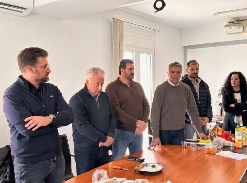 Στην κοπή της πίτας της ΔΕΥΑ Μαλεβιζίου ο Δήμαρχος Μενέλαος Μποκέας