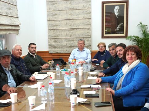 Συνάντηση συντονιστικής επιτροπής Δ.Δ. Πετροχωρίου του Δήμου Αμαρίου με τον Περιφερειάρχη