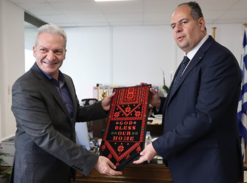 Συνάντηση του Δημάρχου Ηρακλείου με τον Πρέσβη της Διπλωματικής Αρχής της Παλαιστίνης στην Ελλάδα