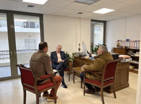 Συνάντηση του Δημάρχου Ηρακλείου με τον Σύλλογο Εμπόρων Κεντρικής Λαχαναγοράς