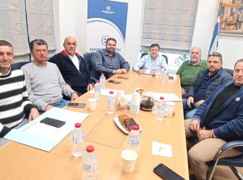 Σύσκεψη με θεσμικούς εκπροσώπους της δημοτικής κοινότητας Γοργολαϊνη