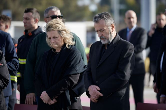 &pi;&upsilon;&rho;&omicron;&sigma;&beta;έ&sigma;&tau;&epsilon;&sigmaf;