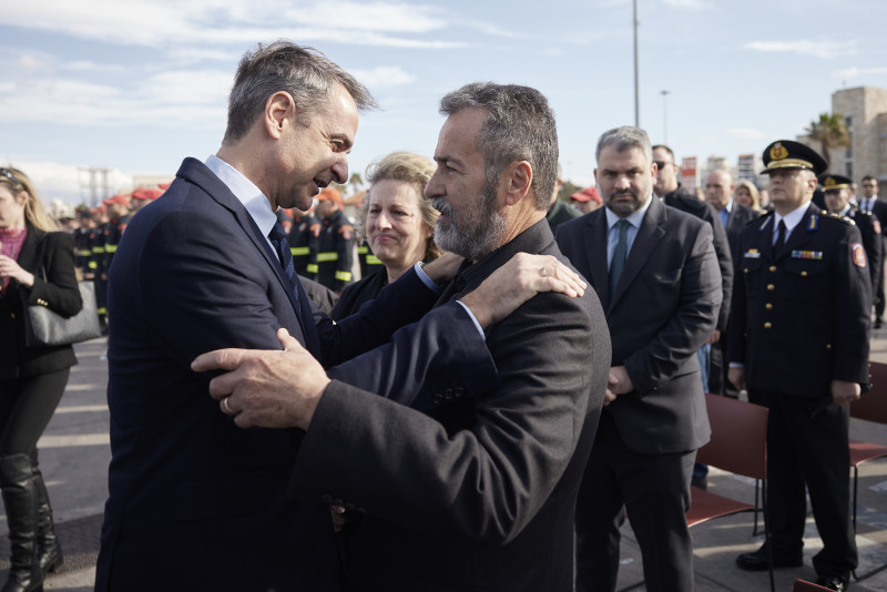 &pi;&upsilon;&rho;&omicron;&sigma;&beta;έ&sigma;&tau;&epsilon;&sigmaf;