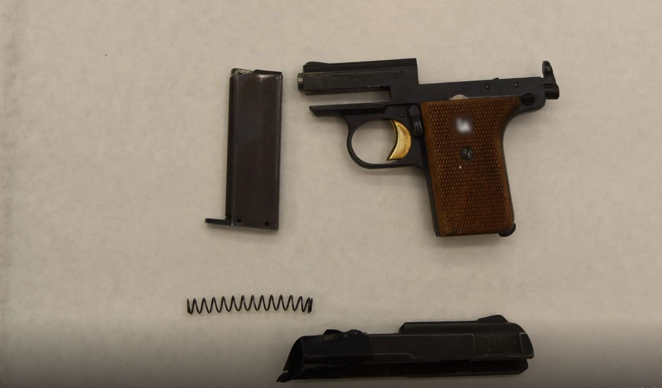 Αντιτρομοκρατική επιχείρηση - Όπλα