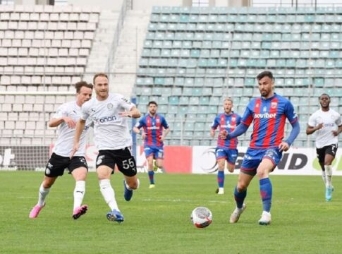 Τιμώρησε τον ΟΦΗ με τριάρα και ανάσανε ο Βόλος!