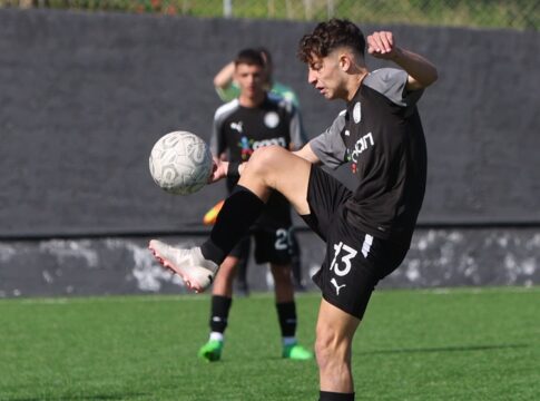 25η Μαρτίου στο γήπεδο για τον ΟΦΗ