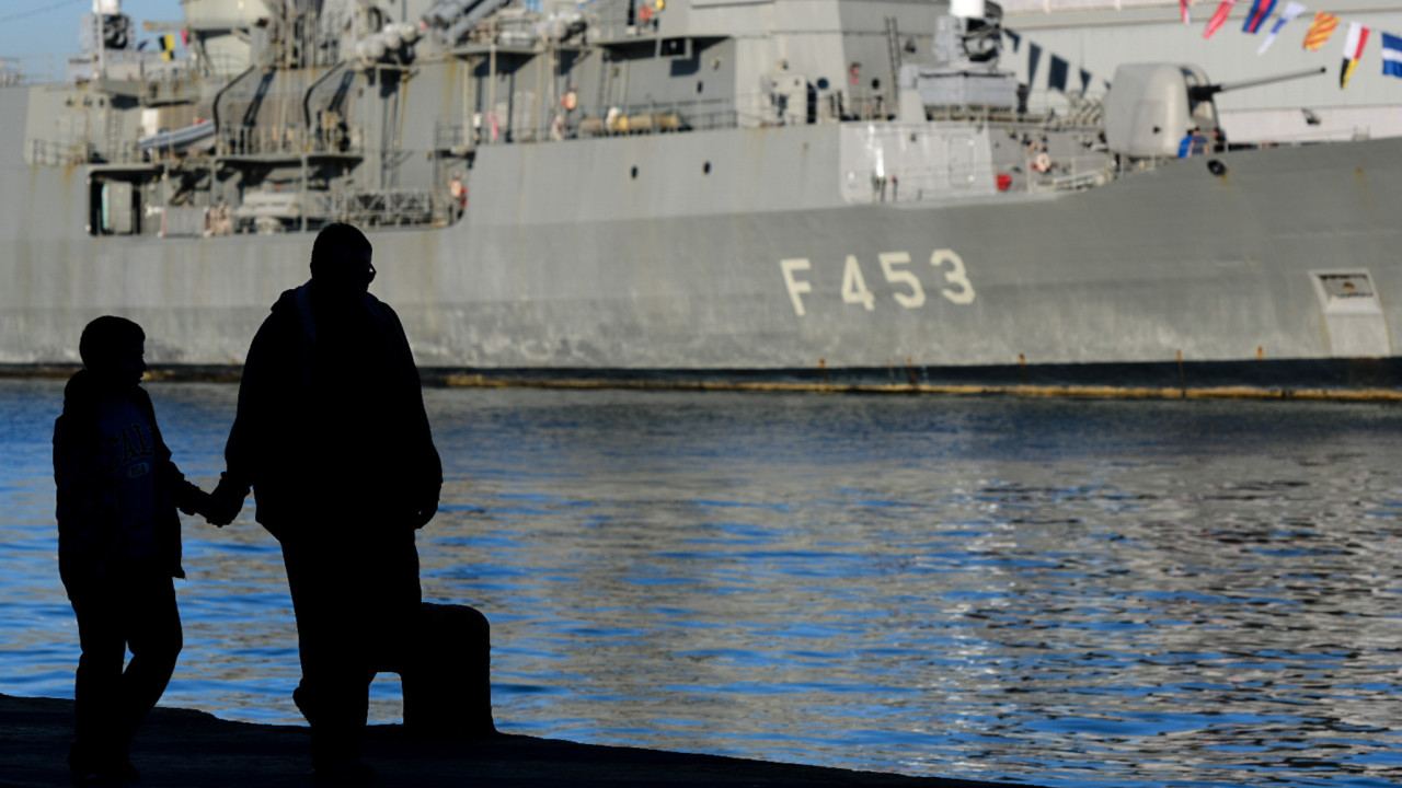 25ης Μαρτίου: Επισκέψιμα τρία πλοία του Στόλου στο λιμάνι του Πειραιά