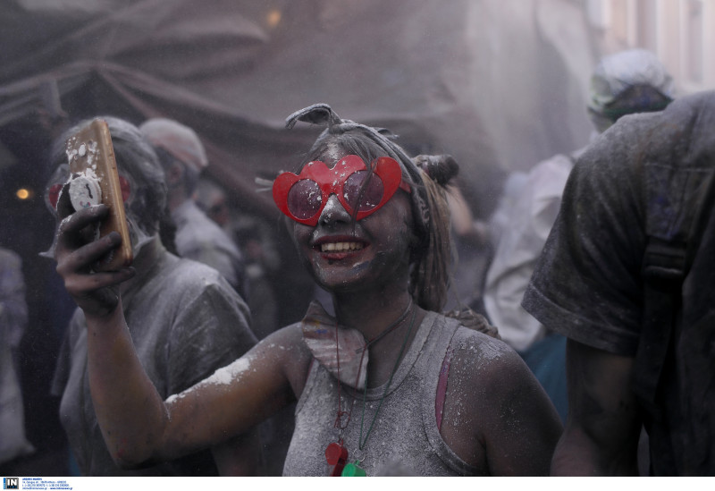 αλευρομουτζούρωμα