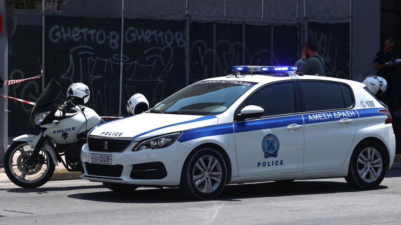 ΕΛΑΣ: Συνελήφθη 26χρονος με πιστόλι στο κέντρο της Αθήνας